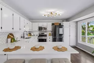 8906 Woodhall Crossing N, Brooklyn Park, MN 55443 - Photo 10