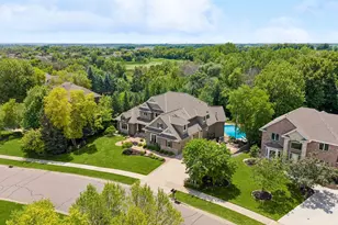 2932 Fairway Dr, Chaska, MN 55318 - Photo 2