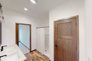 1222 Leo Dr, Holmen, WI 54636 - Photo 26