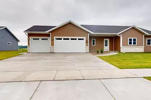 1222 Leo Dr, Holmen, WI 54636 - Photo 54