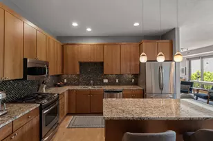 240 Spring St, Saint Paul, MN 55102 - Photo 8