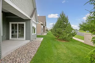 752 Somerwood Ln, Waconia, MN 55387 - Photo 18