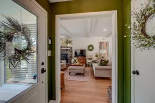 607 Vine St, Hudson, WI 54016 - Photo 6
