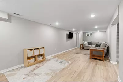 8140 Xerxes Avenue S, Bloomington, MN 55431 - Photo 12