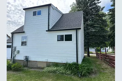 922 Tindolph Avenue S, Thief River Falls, MN 56701 - Photo 16