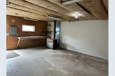 922 Tindolph Avenue S, Thief River Falls, MN 56701 - Photo 14