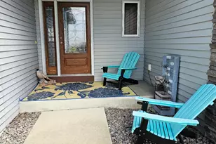 1646 Cherry St E, Mazeppa, MN 55956 - Photo 8