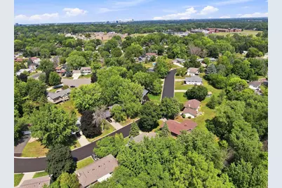 10545 Johnson Road, Bloomington, MN 55437 - Photo 30