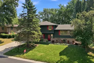 10545 Johnson Rd, Bloomington, MN 55437 - Photo 2