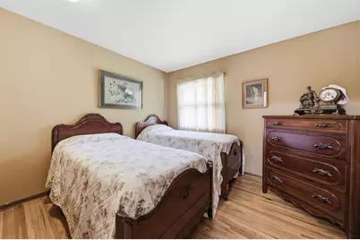 10545 Johnson Road, Bloomington, MN 55437 - Photo 12