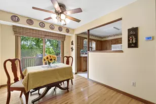 10545 Johnson Rd, Bloomington, MN 55437 - Photo 8