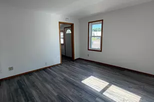 607 1st Ave E, Shakopee, MN 55379 - Photo 8
