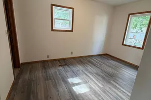 607 1st Ave E, Shakopee, MN 55379 - Photo 12