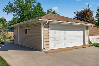 7846 Gresham Lane S, Cottage Grove, MN 55016 - Photo 32