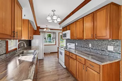 7846 Gresham Lane S, Cottage Grove, MN 55016 - Photo 10