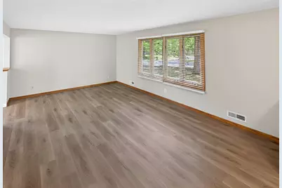 2701 121st Avenue NW, Coon Rapids, MN 55433 - Photo 8