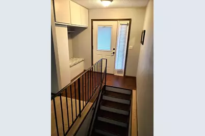 4504 Laramie Trail, Minnetonka, MN 55345 - Photo 6
