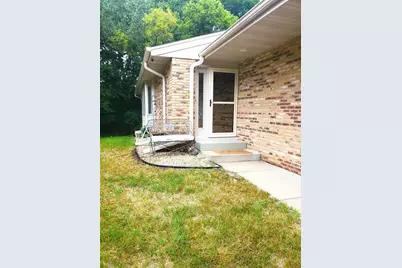 4504 Laramie Trail, Minnetonka, MN 55345 - Photo 2