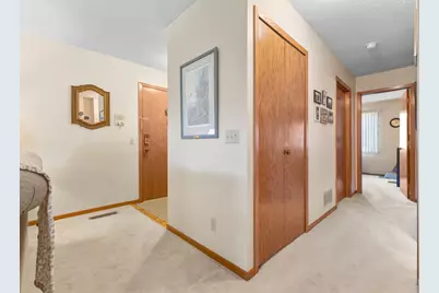 975 Heritage Court E #206, Vadnais Heights, MN 55127 - Photo 16