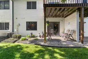 975 Heritage Ct E, Vadnais Heights, MN 55127 - Photo 26