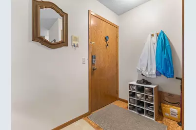 975 Heritage Court E #206, Vadnais Heights, MN 55127 - Photo 4