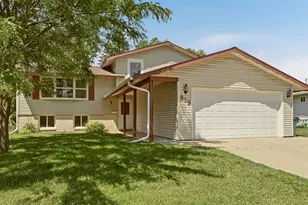 839 15th Ave SE, Rochester, MN 55904 - Photo 1