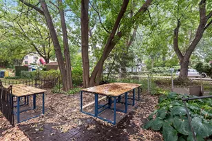 3827 Blaisdell Ave, Minneapolis, MN 55409 - Photo 48