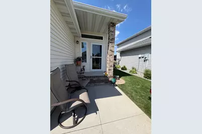 6179 56th Avenue S, Fargo, ND 58104 - Photo 2