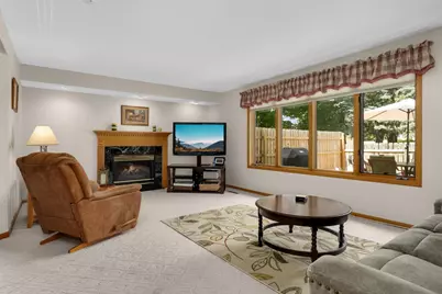 3839 Shannon Drive, Hastings, MN 55033 - Photo 4