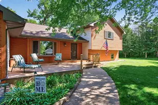 8234 257th St, Chisago City, MN 55013 - Photo 2