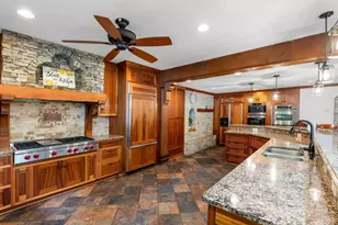 365 Pleasantview Rd, Chanhassen, MN 55317 - Photo 18