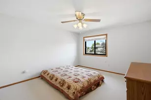 5305 Orleans Ln N, Plymouth, MN 55442 - Photo 24