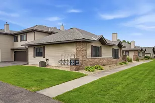 5305 Orleans Ln N, Plymouth, MN 55442 - Photo 20
