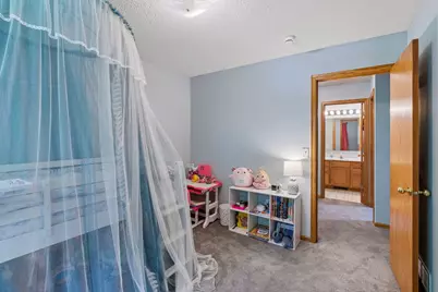 2105 Grimm Road, Chaska, MN 55318 - Photo 26