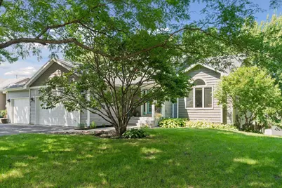 2105 Grimm Road, Chaska, MN 55318 - Photo 4