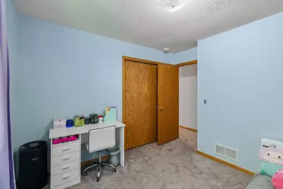 2105 Grimm Road, Chaska, MN 55318 - Photo 28