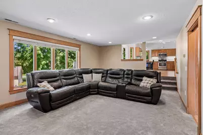 2105 Grimm Road, Chaska, MN 55318 - Photo 16