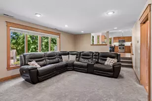 2105 Grimm Rd, Chaska, MN 55318 - Photo 16