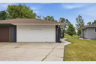 2328 Country Club Parkway, Moorhead, MN 56560 - Photo 26