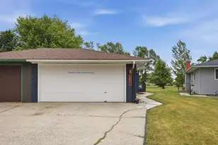 2328 Country Club Pkwy, Moorhead, MN 56560 - Photo 26