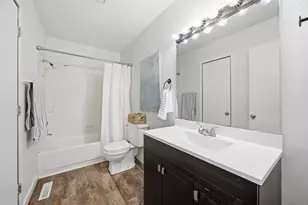 2328 Country Club Pkwy, Moorhead, MN 56560 - Photo 16