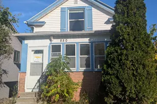 880 Jackson St, Saint Paul, MN 55117 - Photo 2
