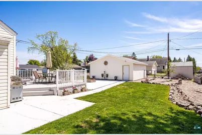 4604 Glenwood Street, Duluth, MN 55804 - Photo 32