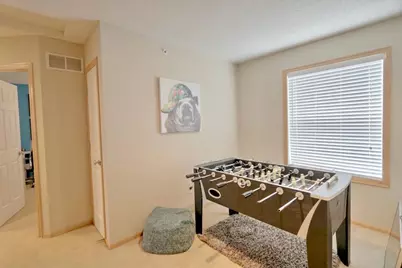 11272 Preswick Boulevard, Eden Prairie, MN 55344 - Photo 8