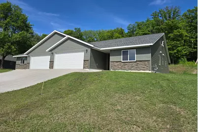 1475 Michigan Avenue, Detroit Lakes, MN 56501 - Photo 2