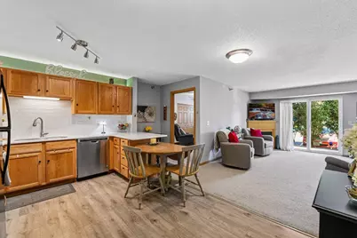 1321 Lake Drive W #123, Chanhassen, MN 55317 - Photo 14