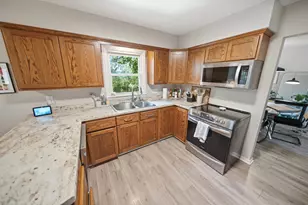 105 26th St NW, Rochester, MN 55901 - Photo 8