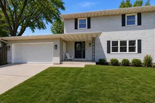 105 26th St NW, Rochester, MN 55901 - Photo 1
