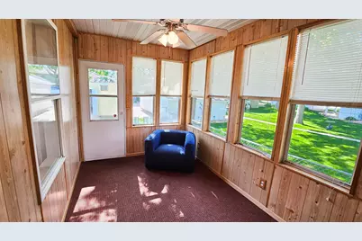 113 N Ash Street, Chaska, MN 55318 - Photo 10