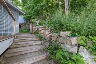 108 S Hill St, Fountain City, WI 54629 - Photo 22